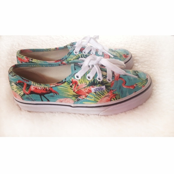 Vans - Picture 3 of 4